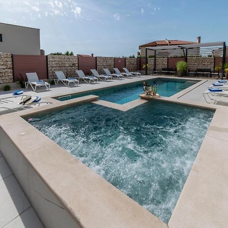 Pinna Residence - Tonna بولا المظهر الخارجي الصورة